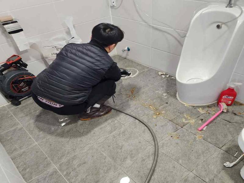 관악구 소변기·상가 배관 작업사례 8